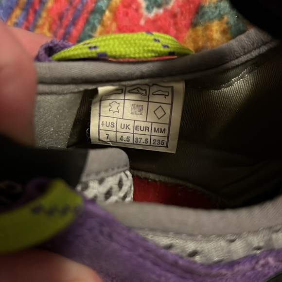 Evolv Climbing Shoe - Picture 9 of 9